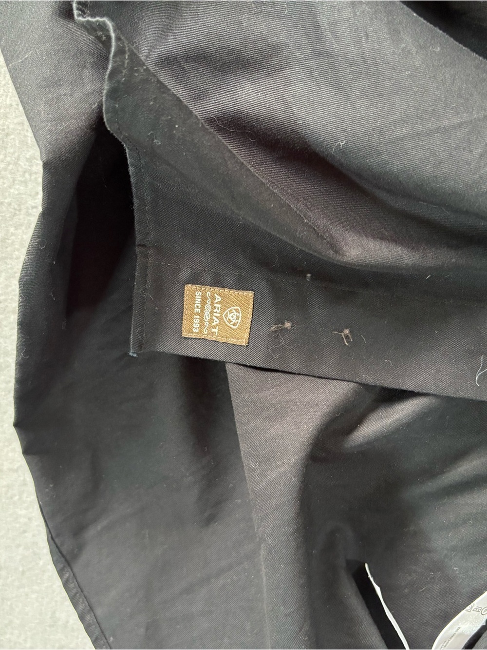 Ariat Black Button-Down Long Sleeve Shirt with Branding M - Picture 6 of 12